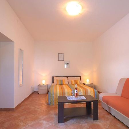 Apartmani Nina Rovinj Extérieur photo